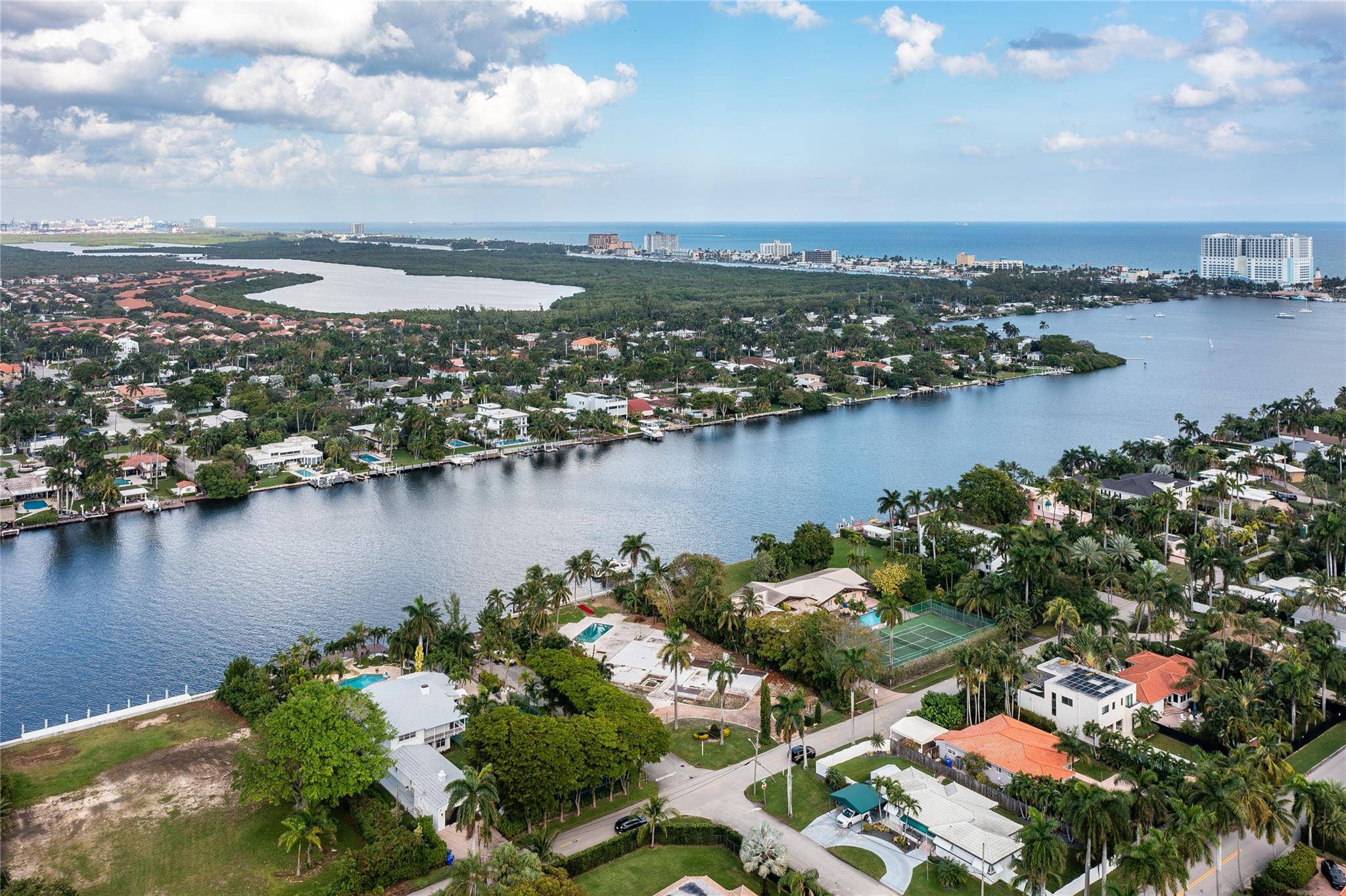 Hollywood Lakes Sec 1-32 - Land