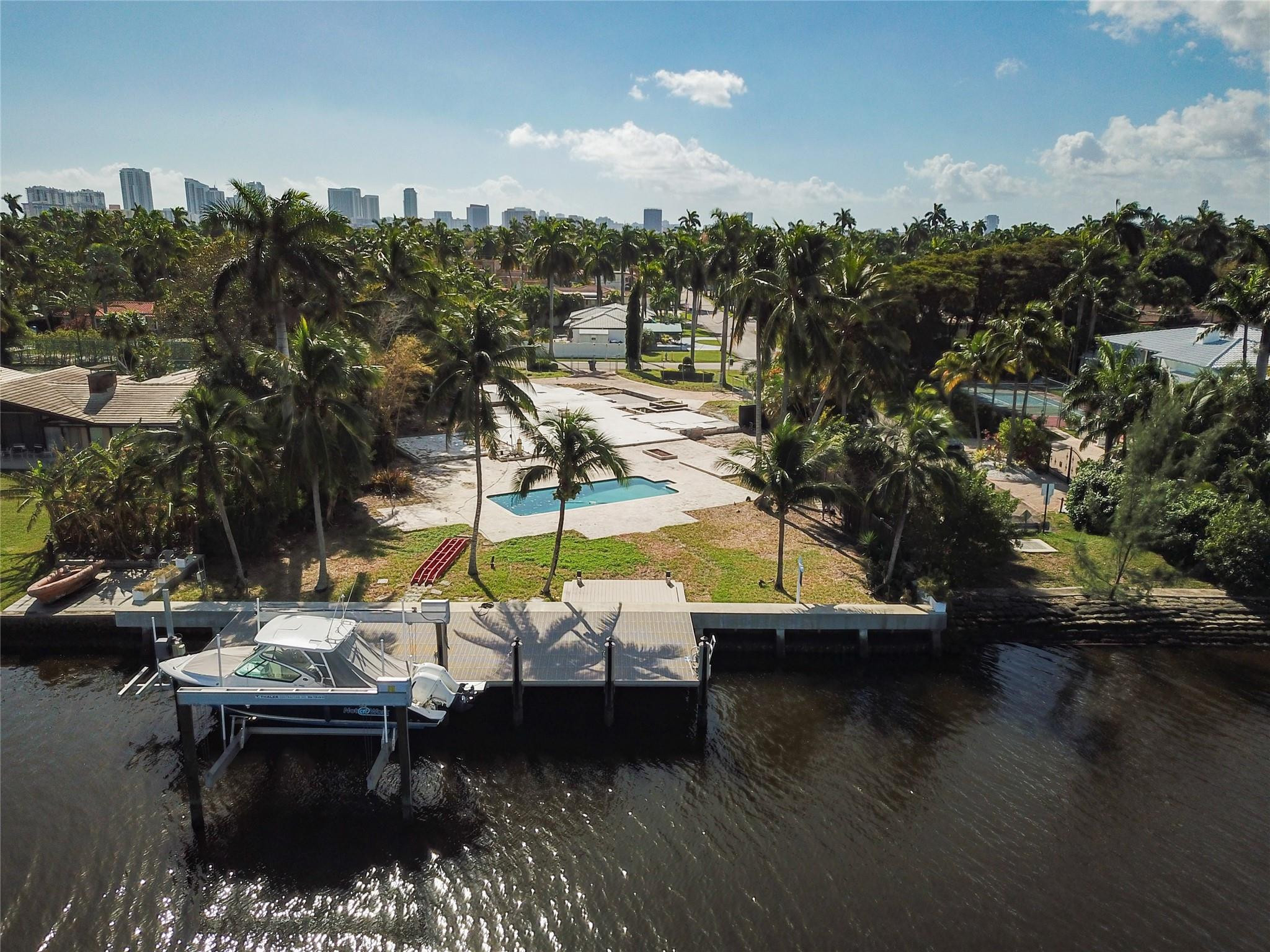 Hollywood Lakes Sec 1-32 - Land