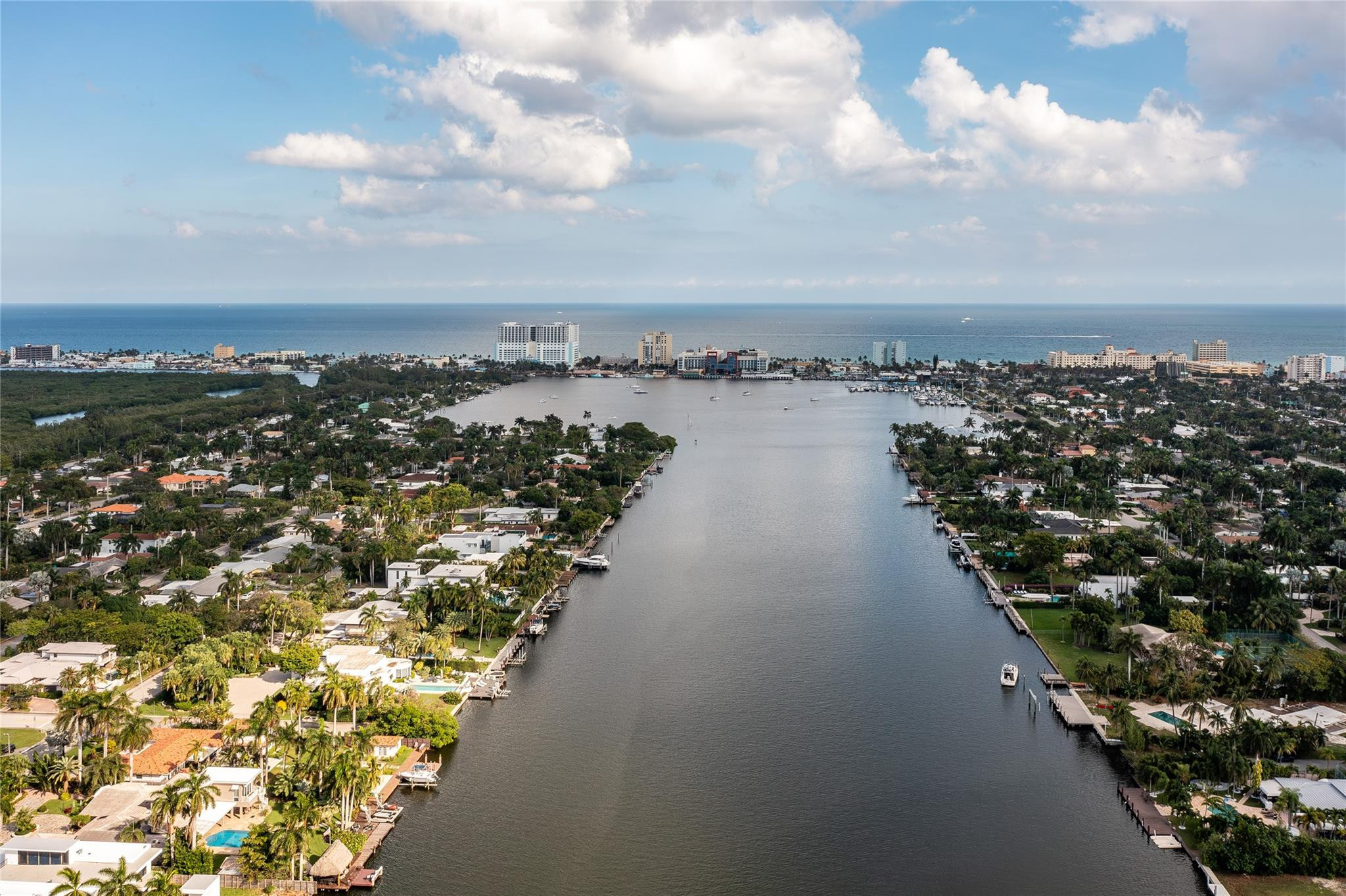 Hollywood Lakes Sec 1-32 - Land