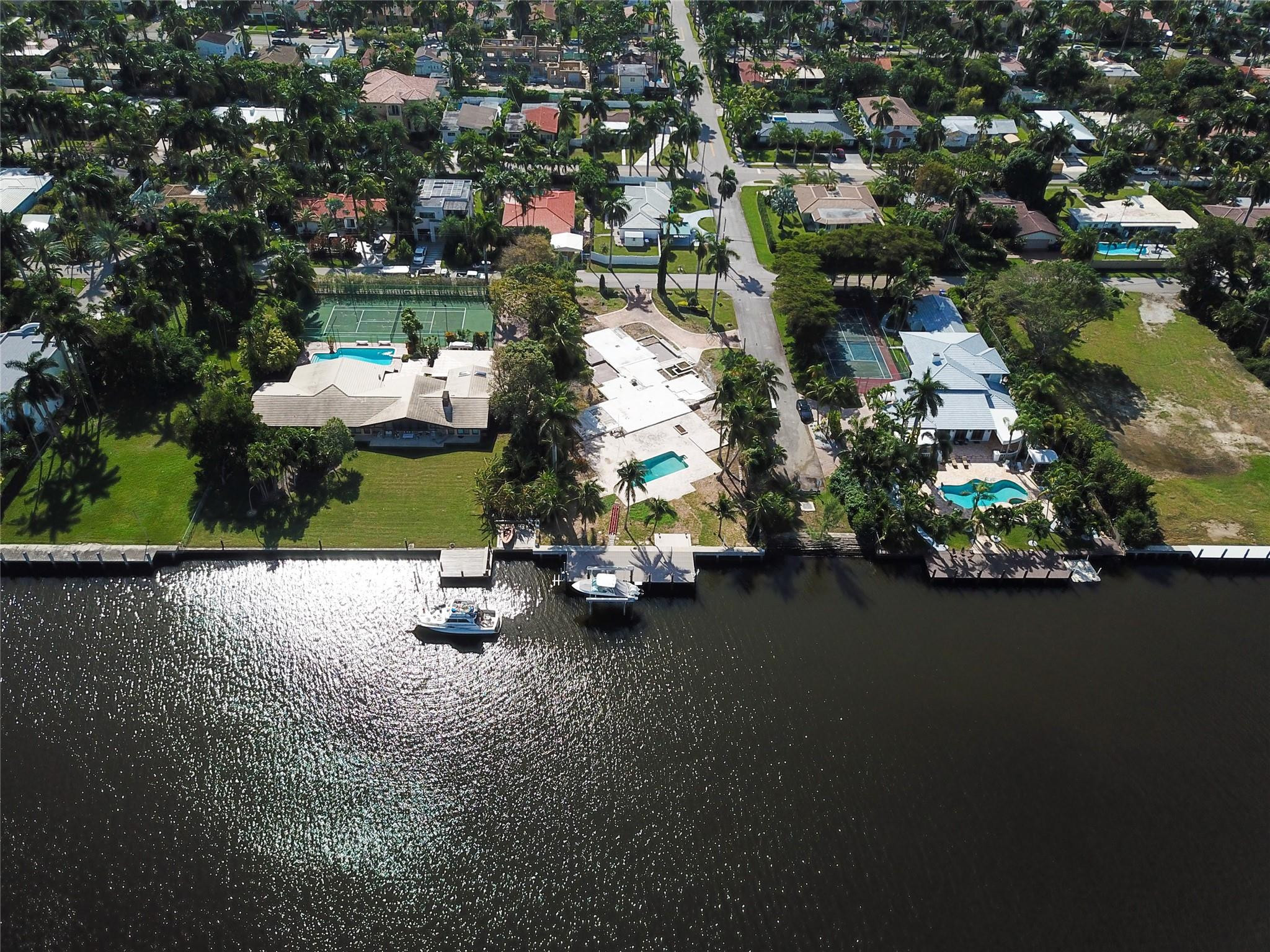 Hollywood Lakes Sec 1-32 - Land