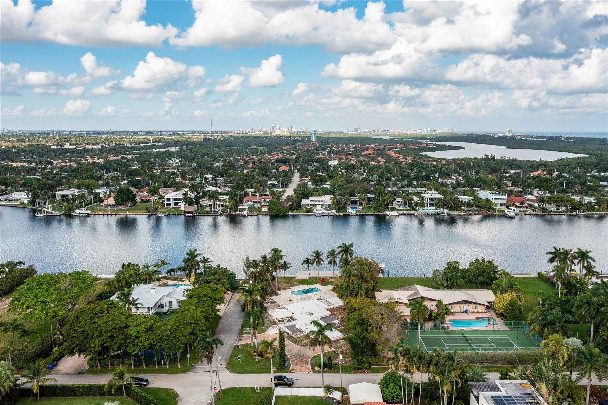 Hollywood Lakes Sec 1-32 - Land