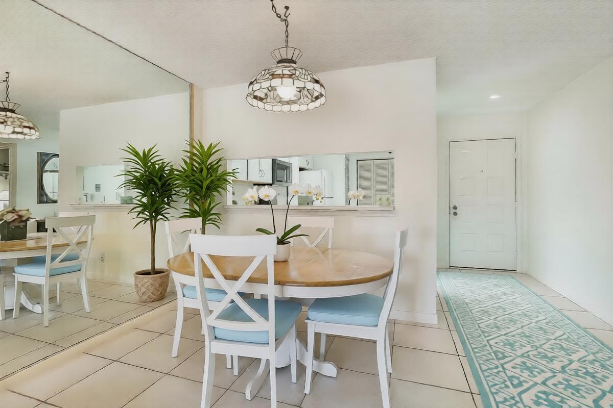 HARBOUR POINTE AT RIVER BRIDGE CONDO - Residential