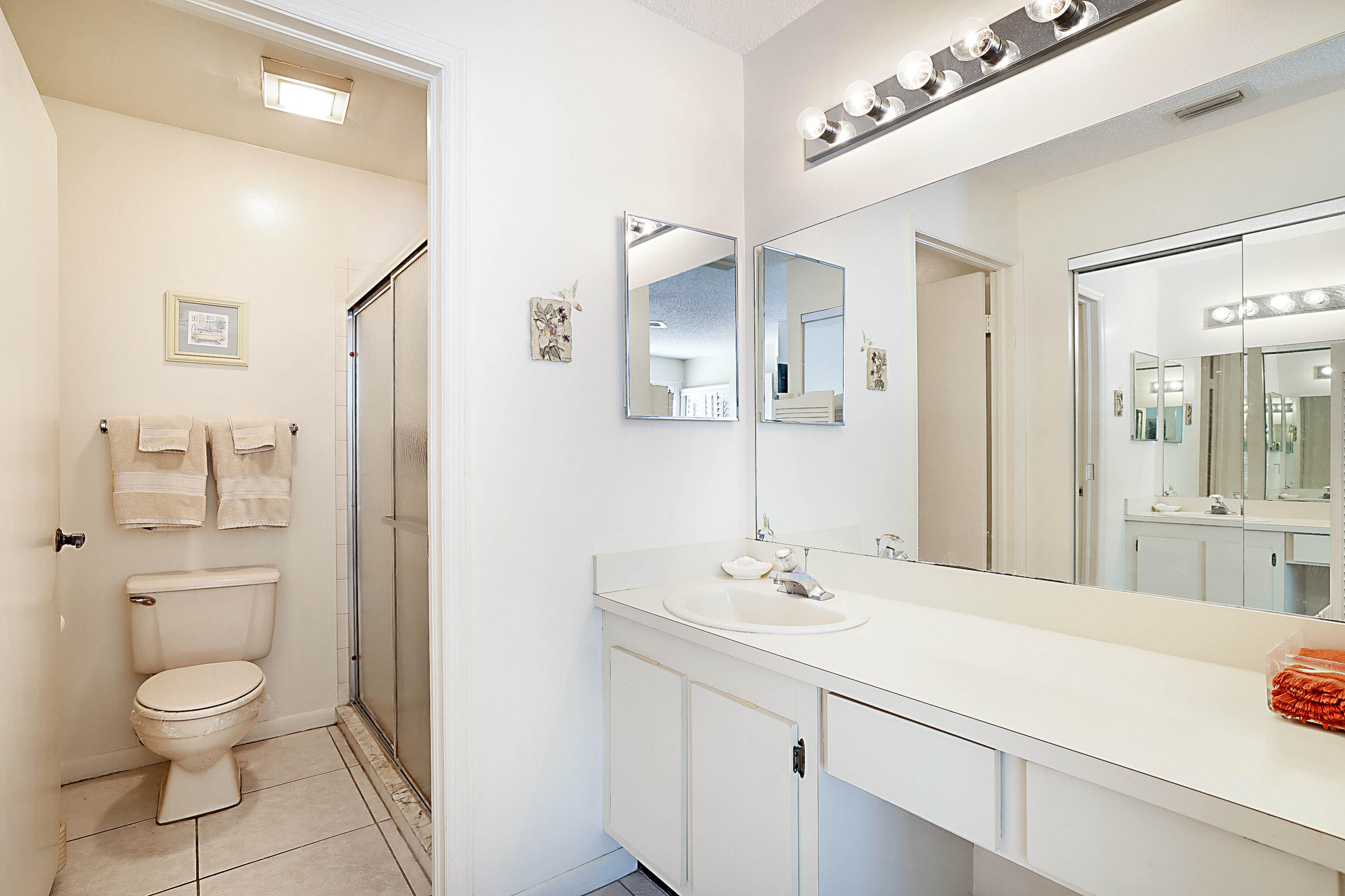 HARBOUR POINTE AT RIVER BRIDGE CONDO - Residential