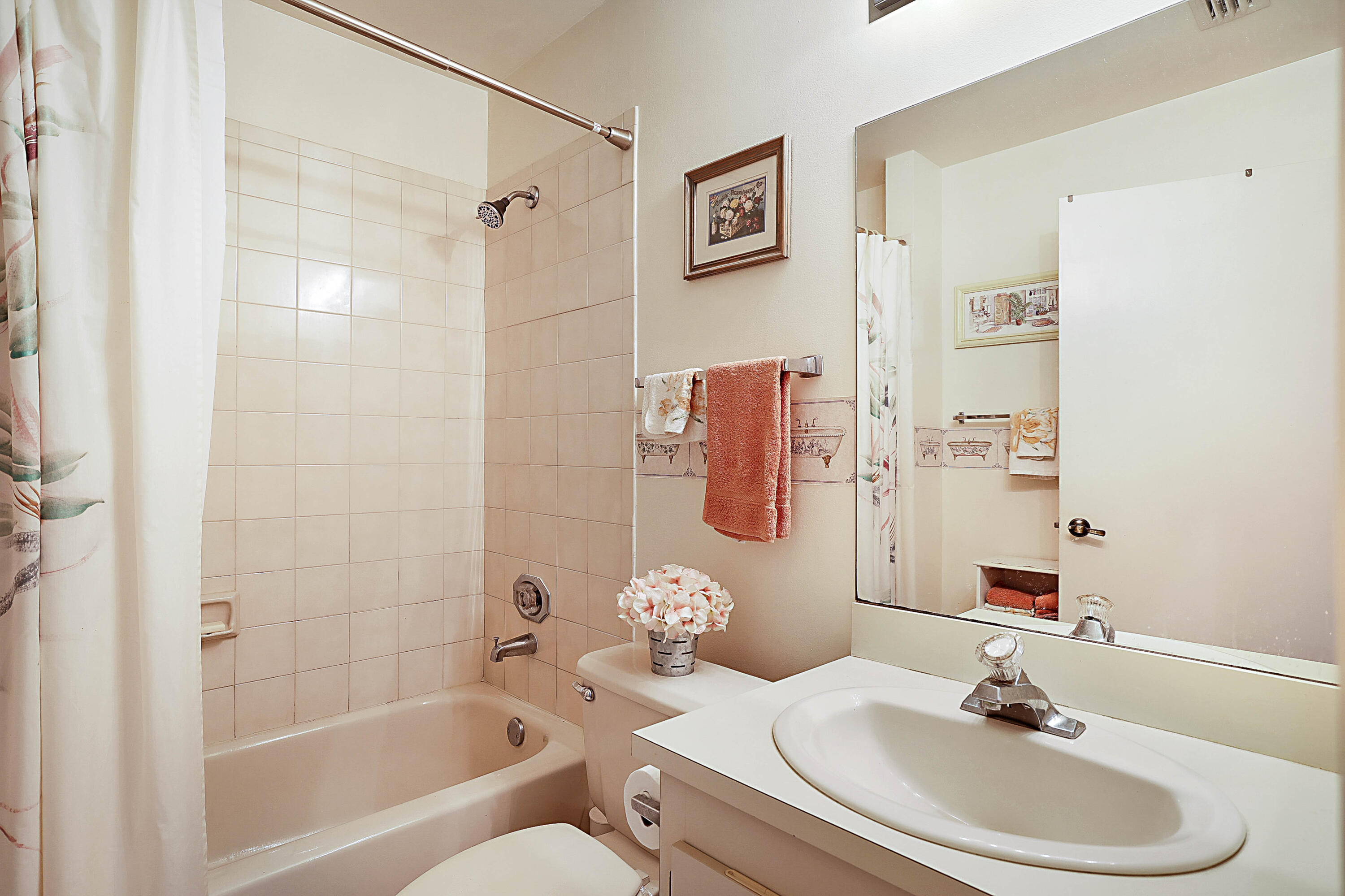 HARBOUR POINTE AT RIVER BRIDGE CONDO - Residential