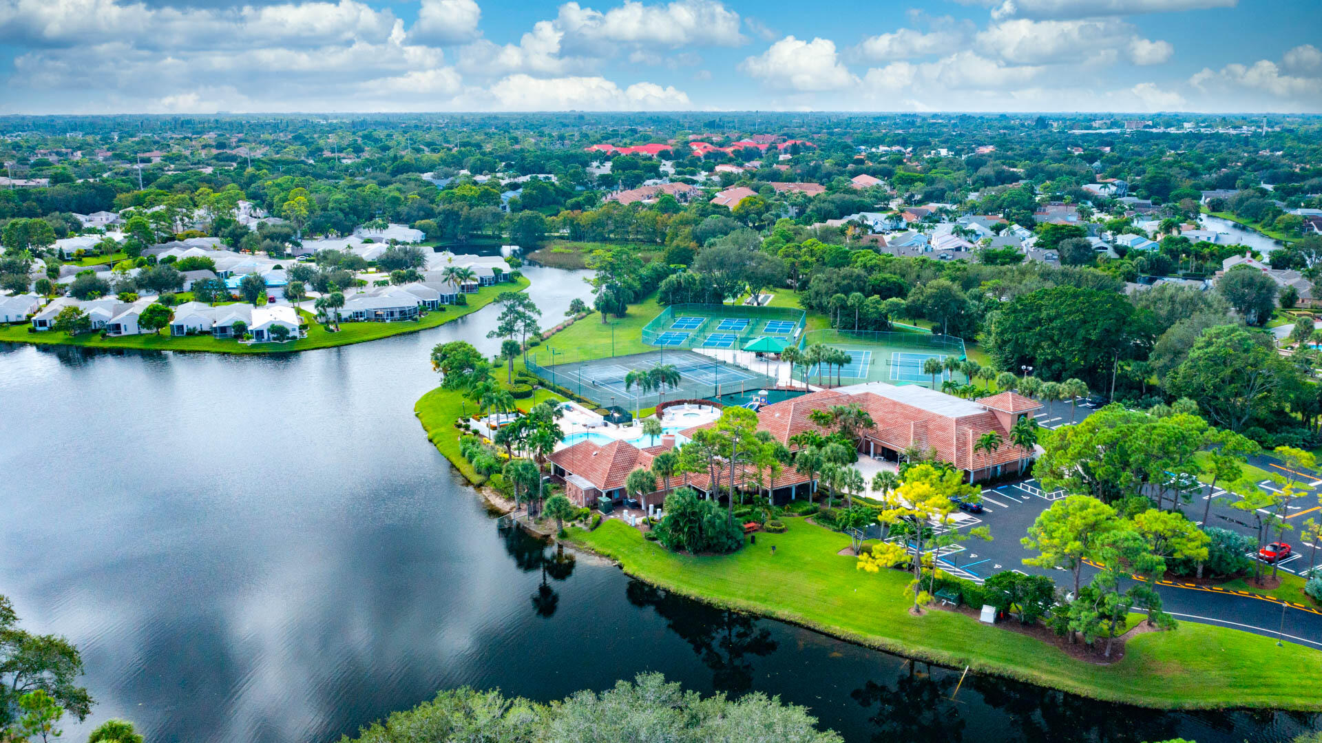 HARBOUR POINTE AT RIVER BRIDGE CONDO - Residential