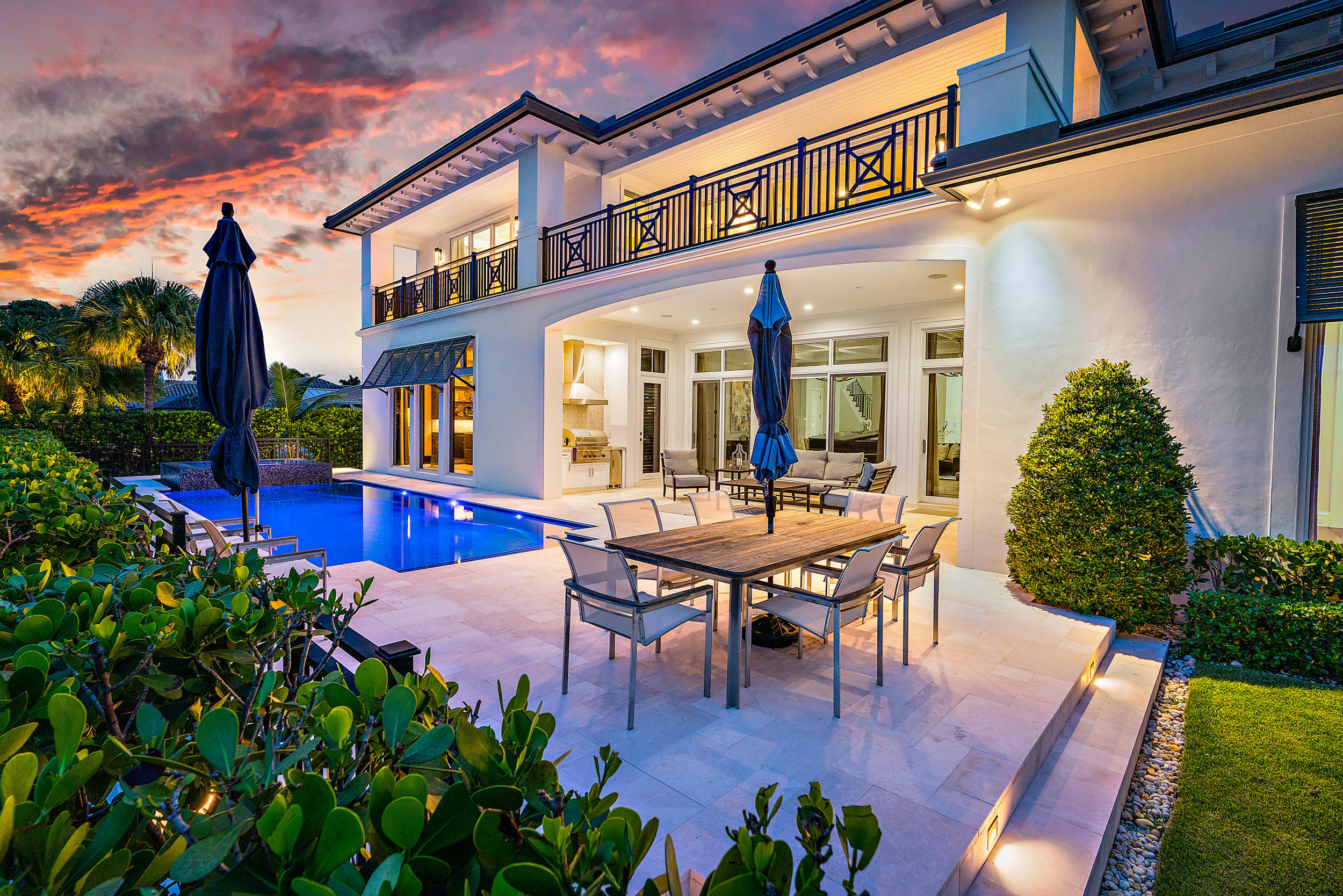 LIGHTHOUSE POINT - Residential