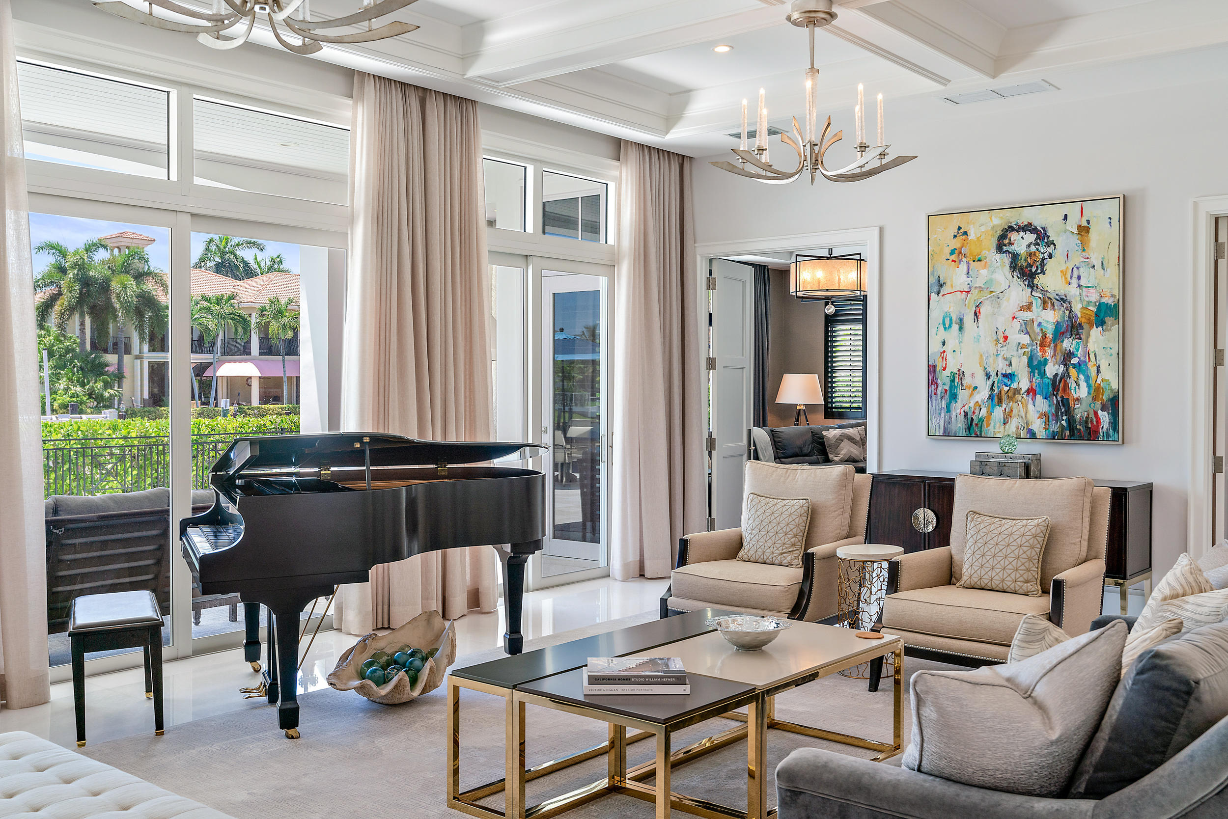 LIGHTHOUSE POINT - Residential