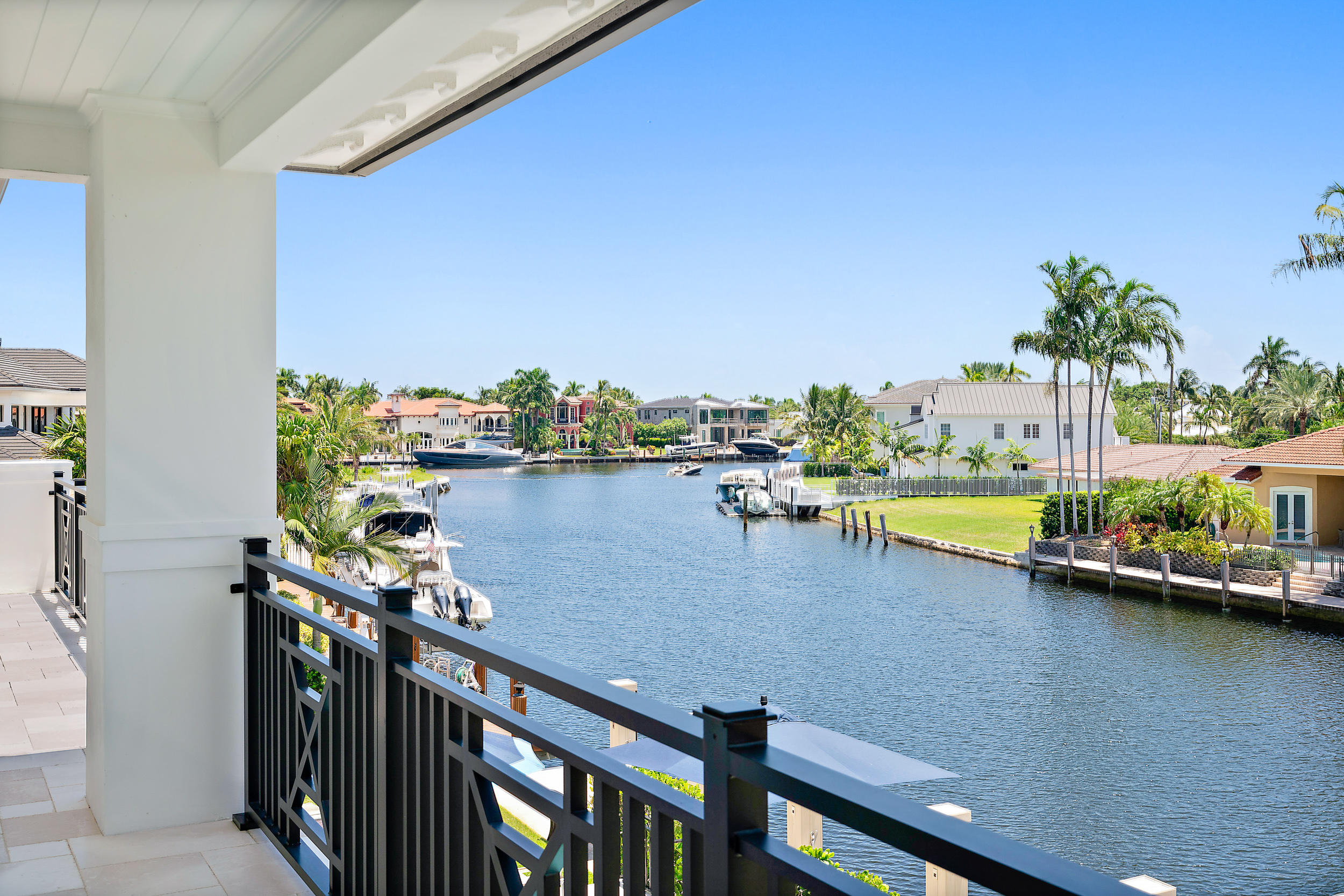 LIGHTHOUSE POINT - Residential