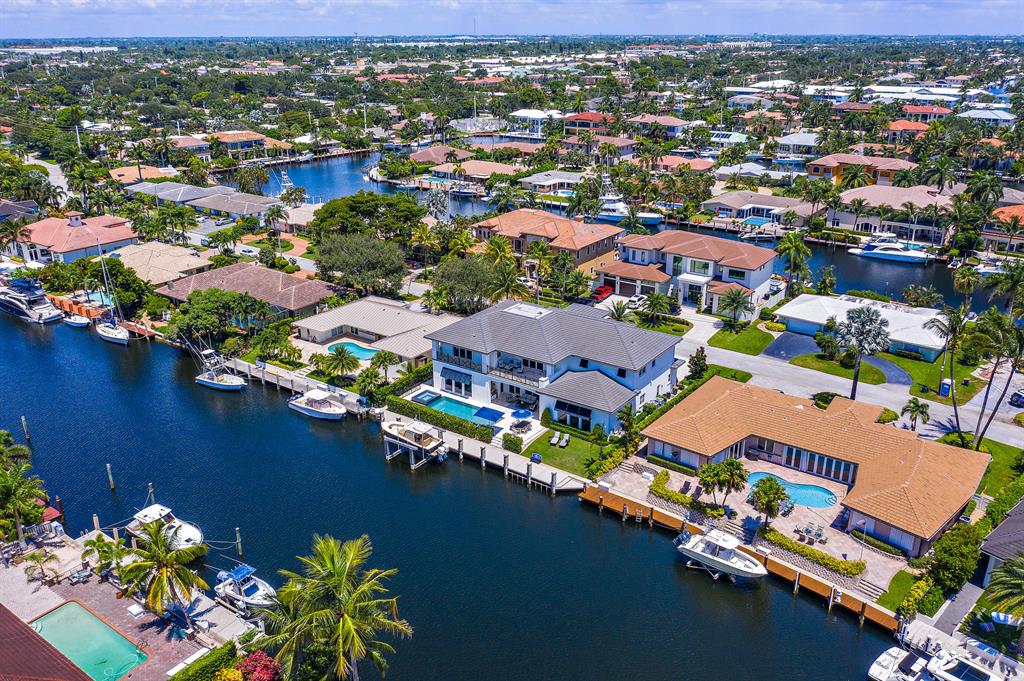 LIGHTHOUSE POINT - Residential