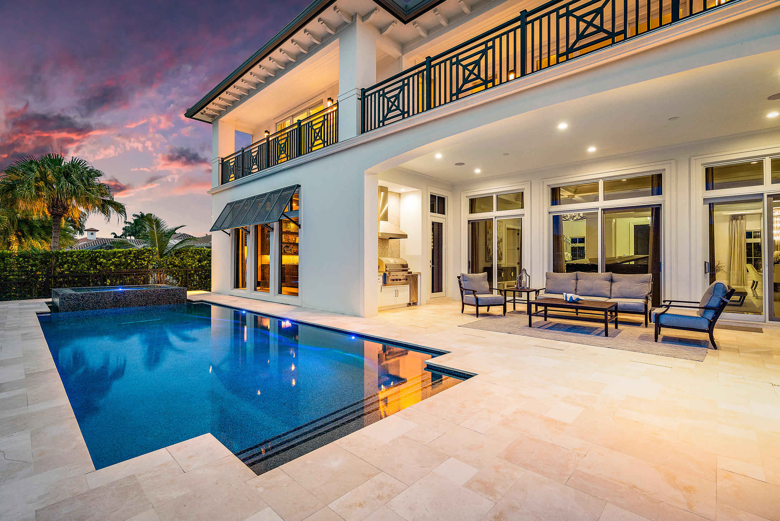 LIGHTHOUSE POINT - Residential