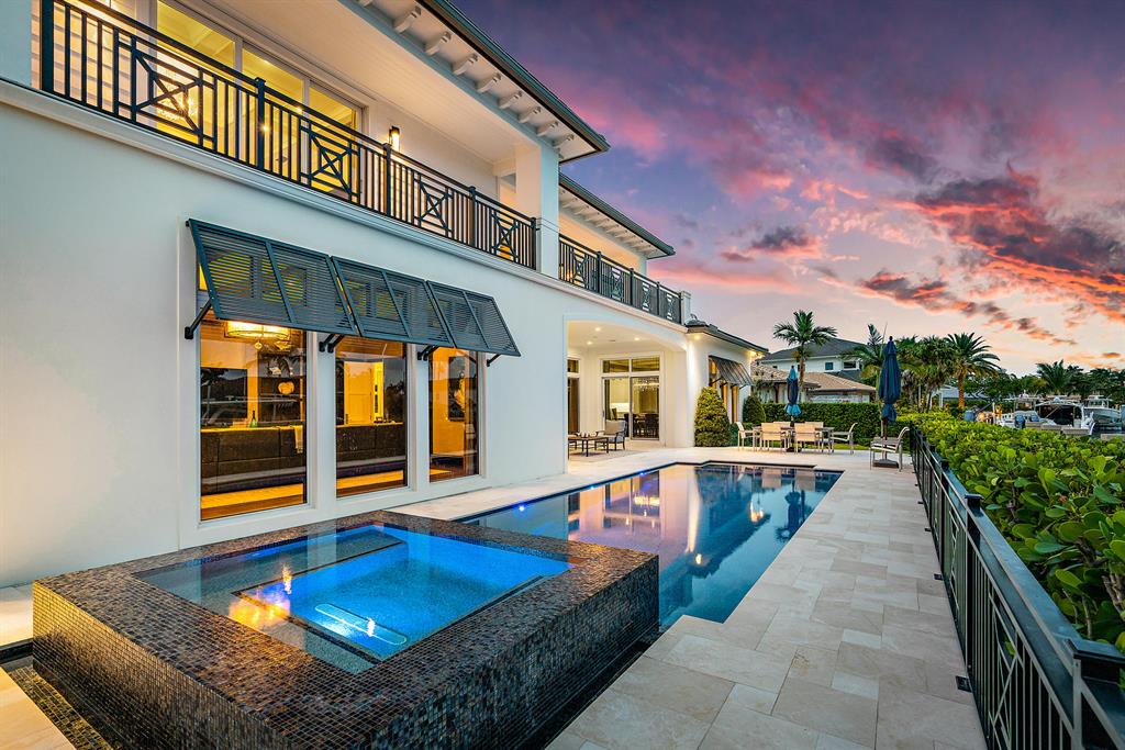 LIGHTHOUSE POINT - Residential