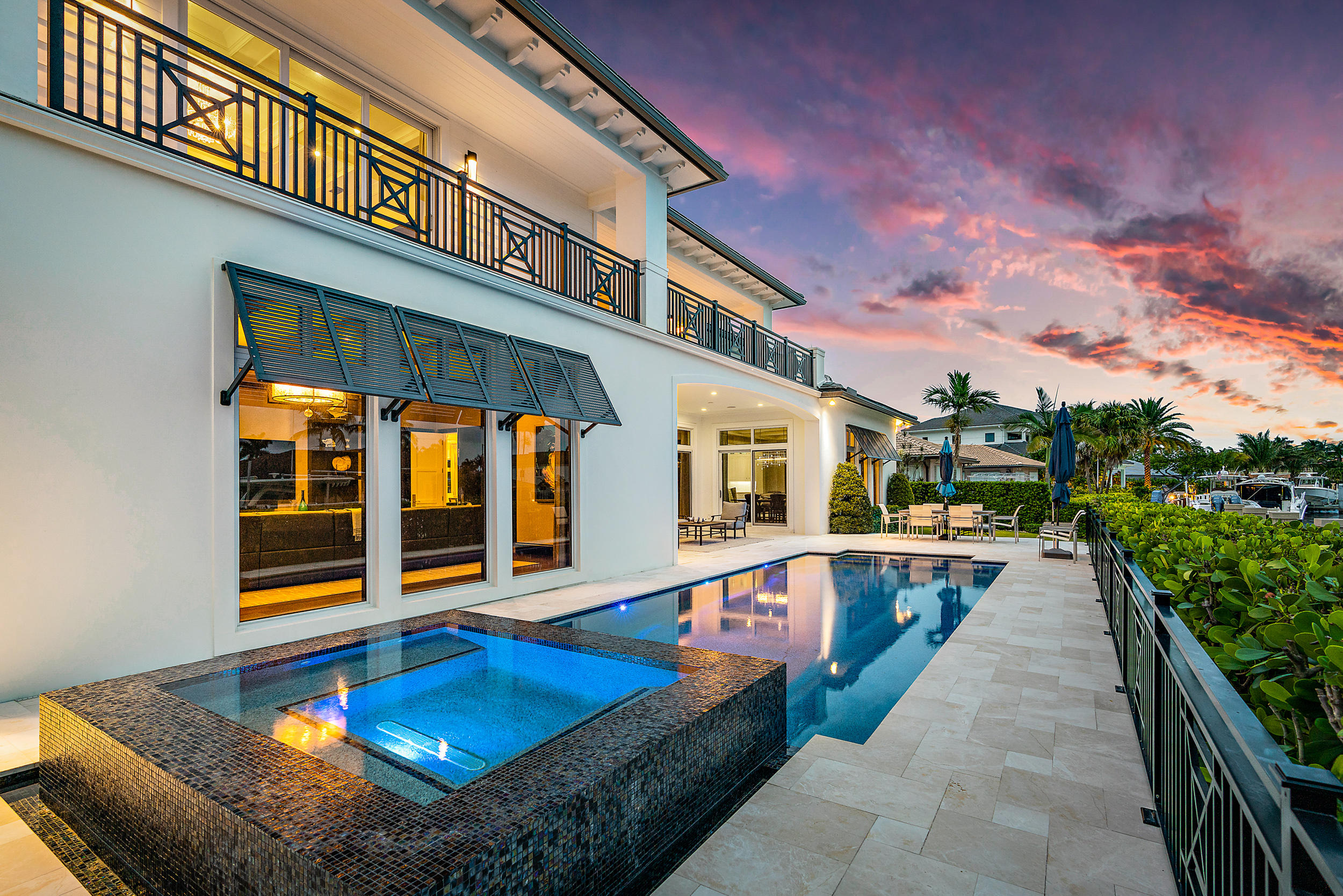 LIGHTHOUSE POINT - Residential