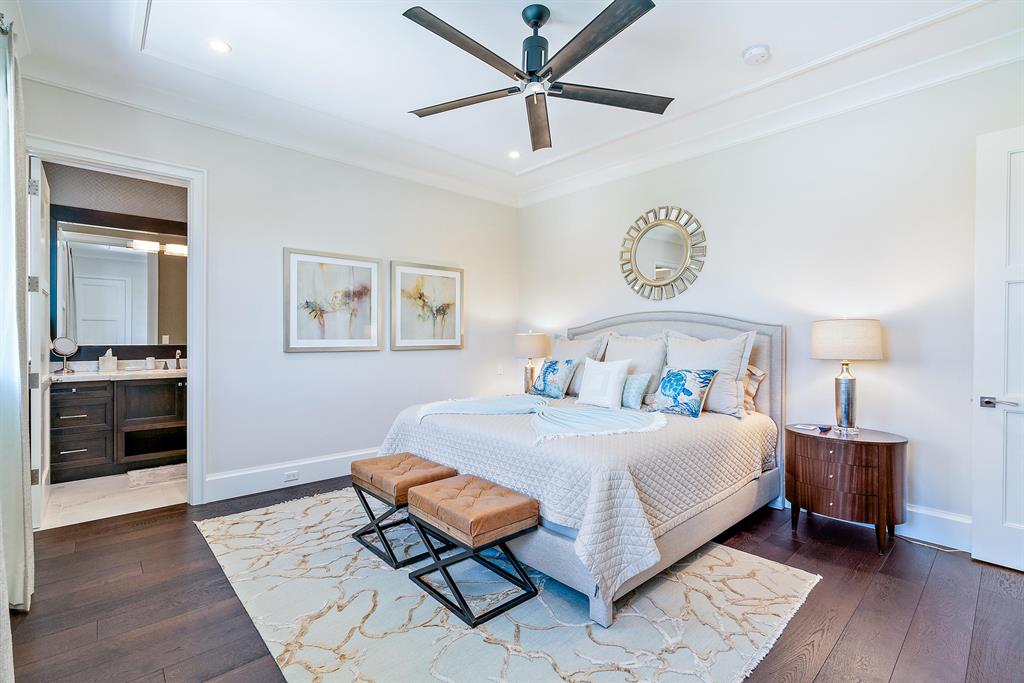 LIGHTHOUSE POINT - Residential