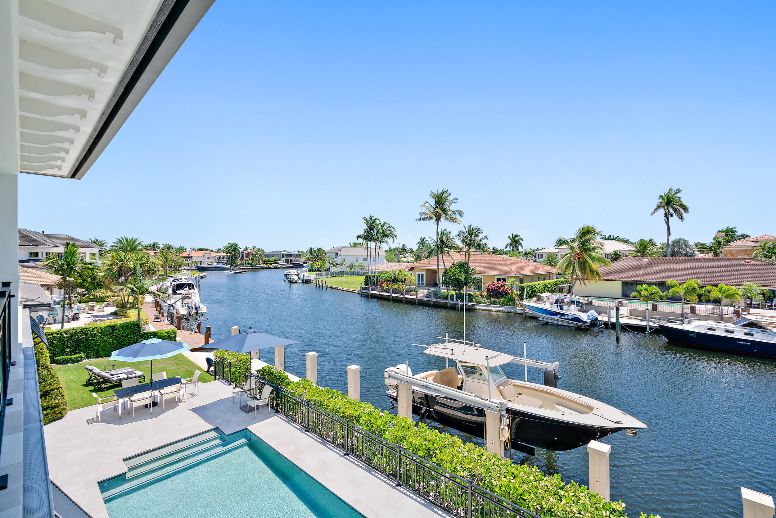 LIGHTHOUSE POINT - Residential