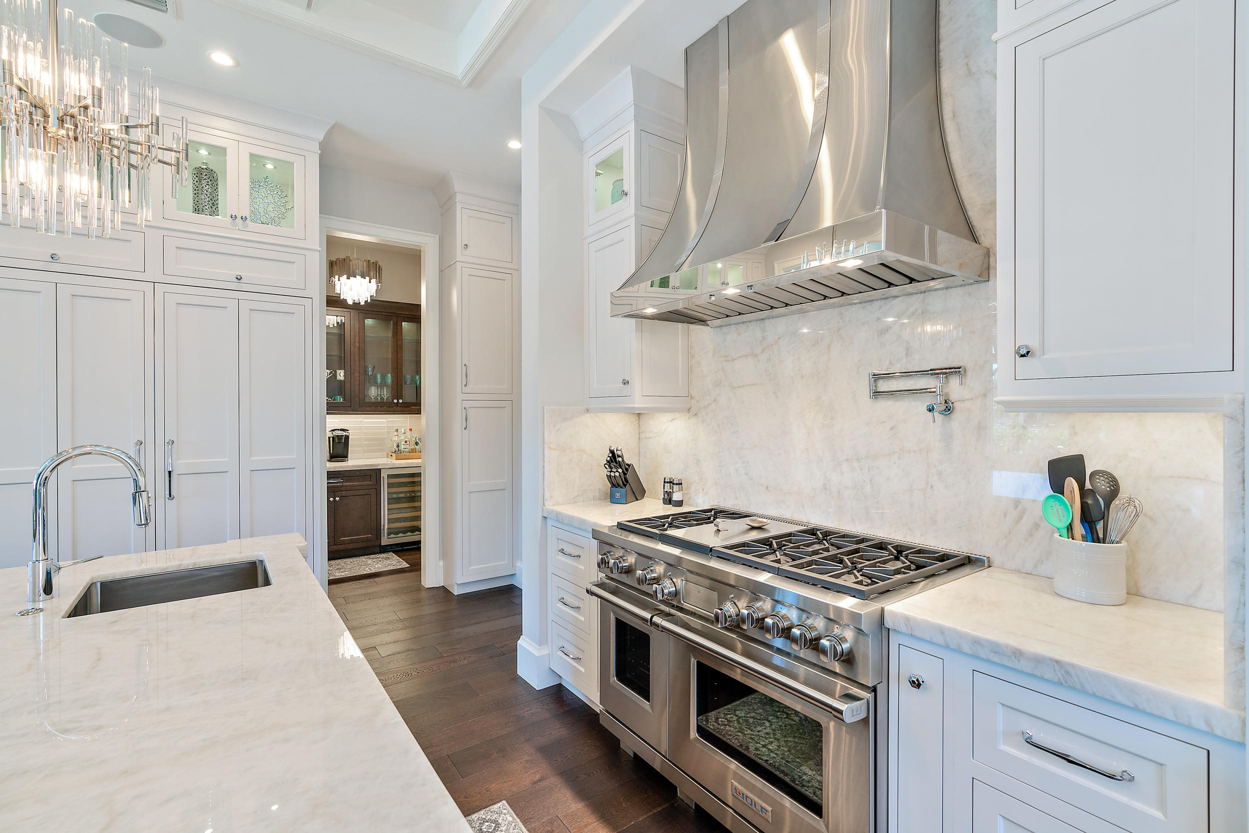 LIGHTHOUSE POINT - Residential