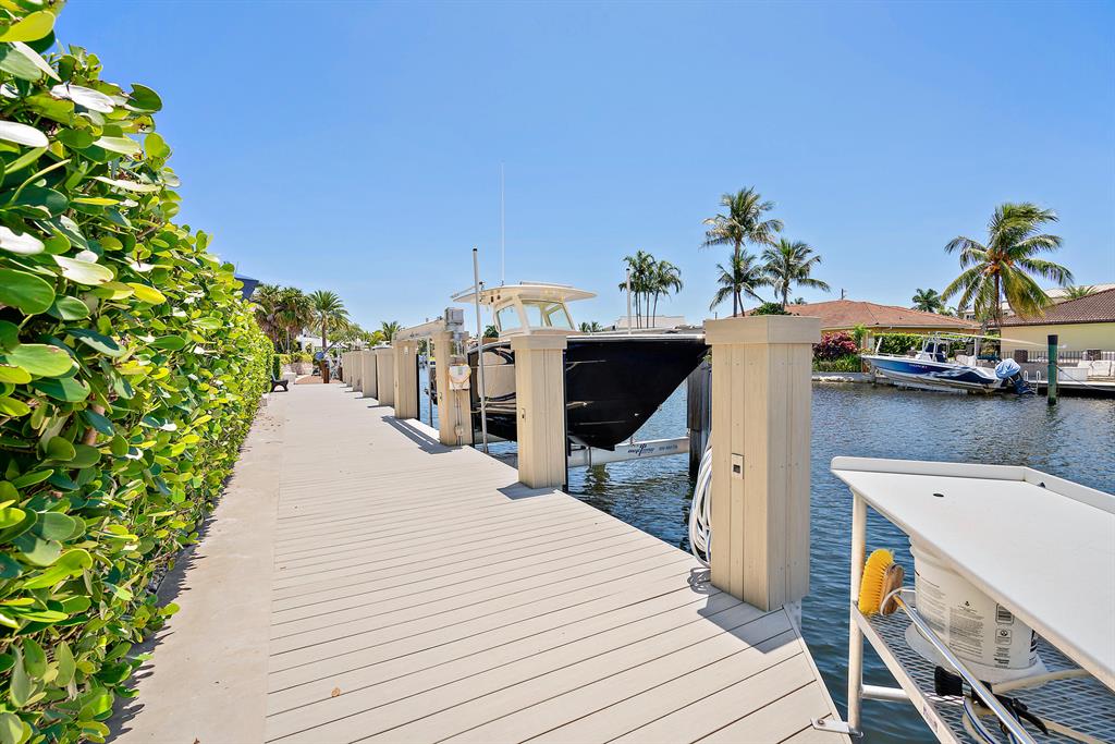 LIGHTHOUSE POINT - Residential