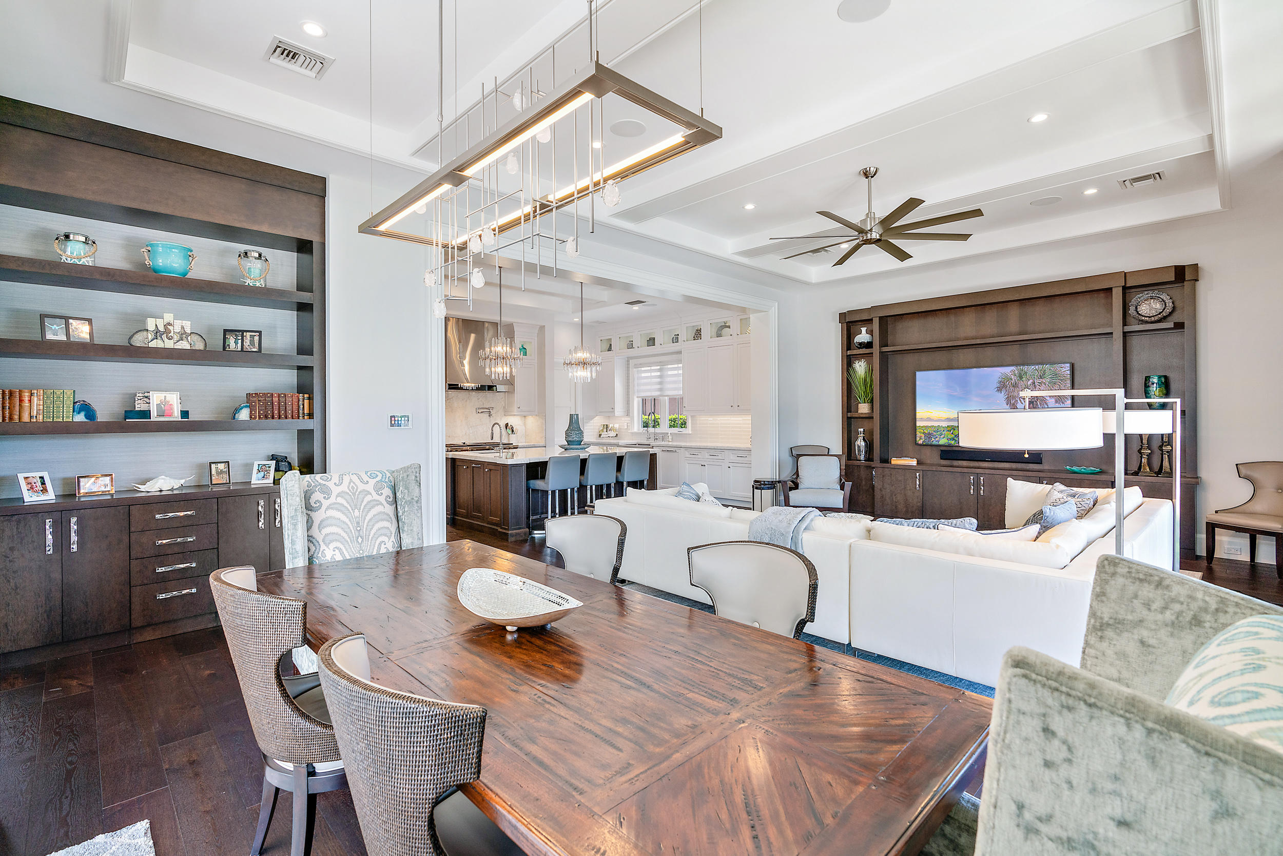 LIGHTHOUSE POINT - Residential