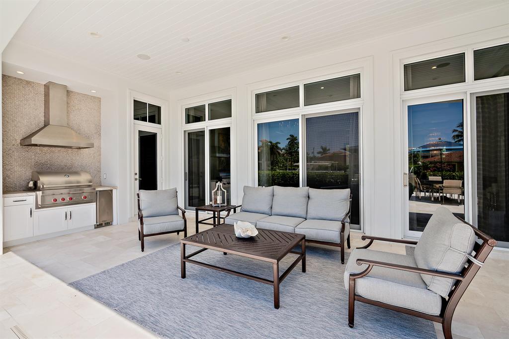 LIGHTHOUSE POINT - Residential