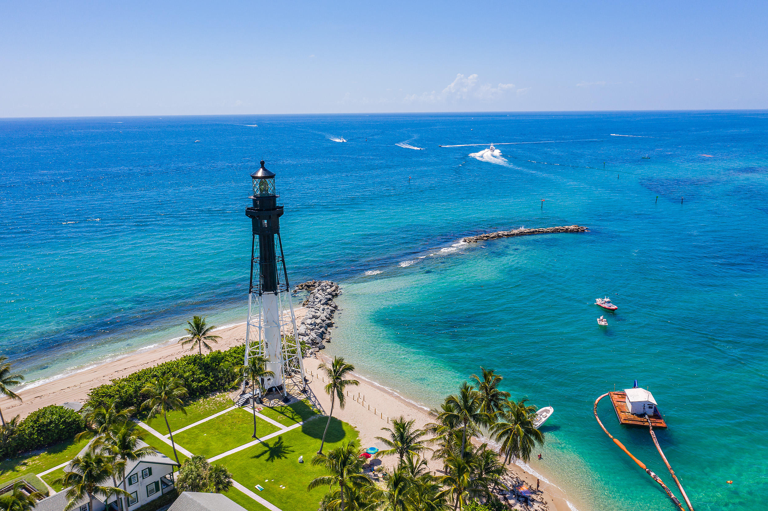 LIGHTHOUSE POINT - Residential