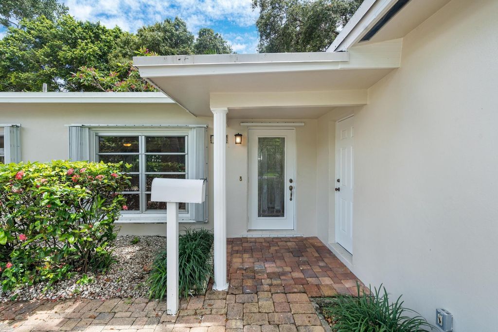 Photo of 1219 SW 21 St, Fort Lauderdale, FL 33315 (MLS # F10436346)