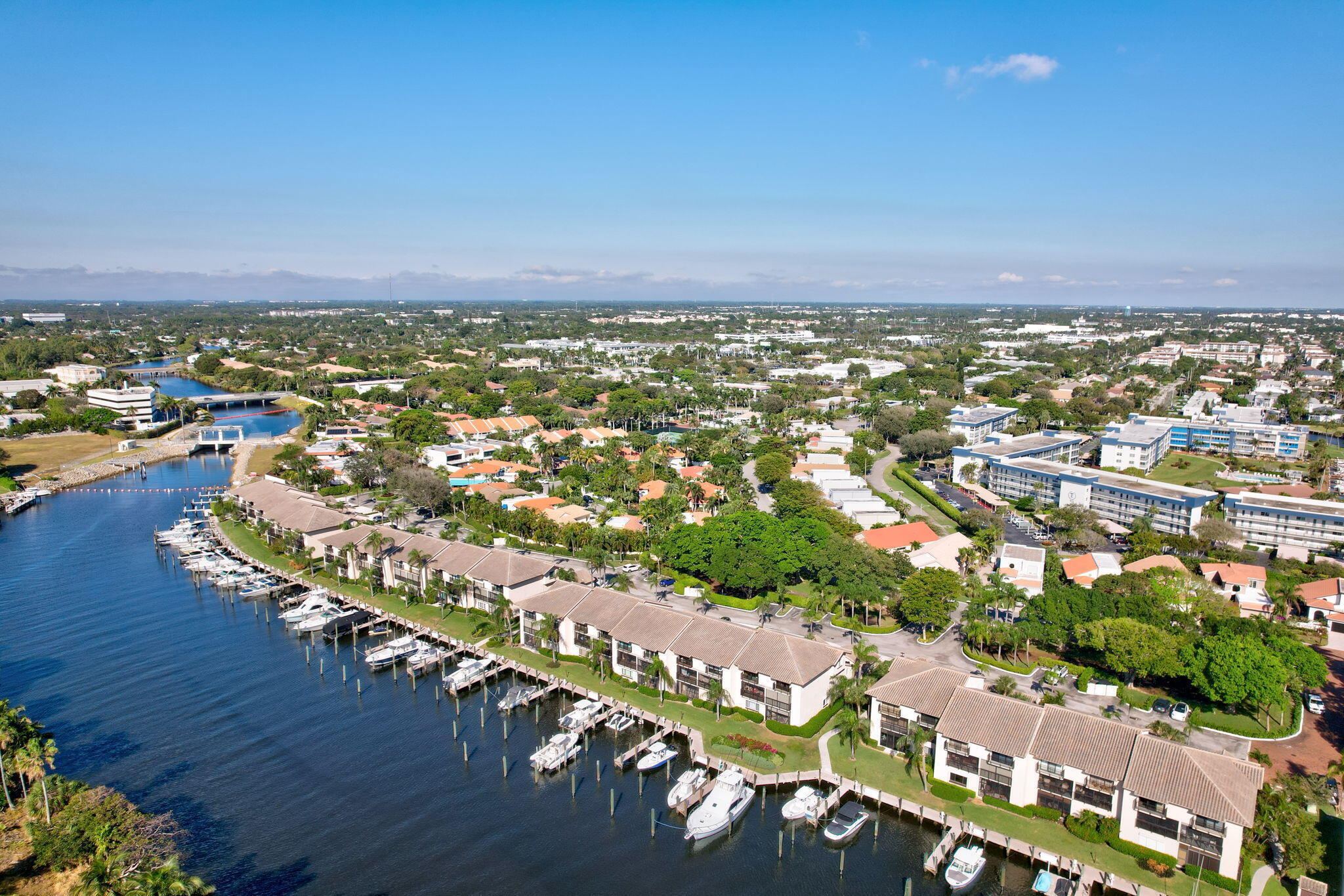 PELICAN POINTE CONDO - Residential
