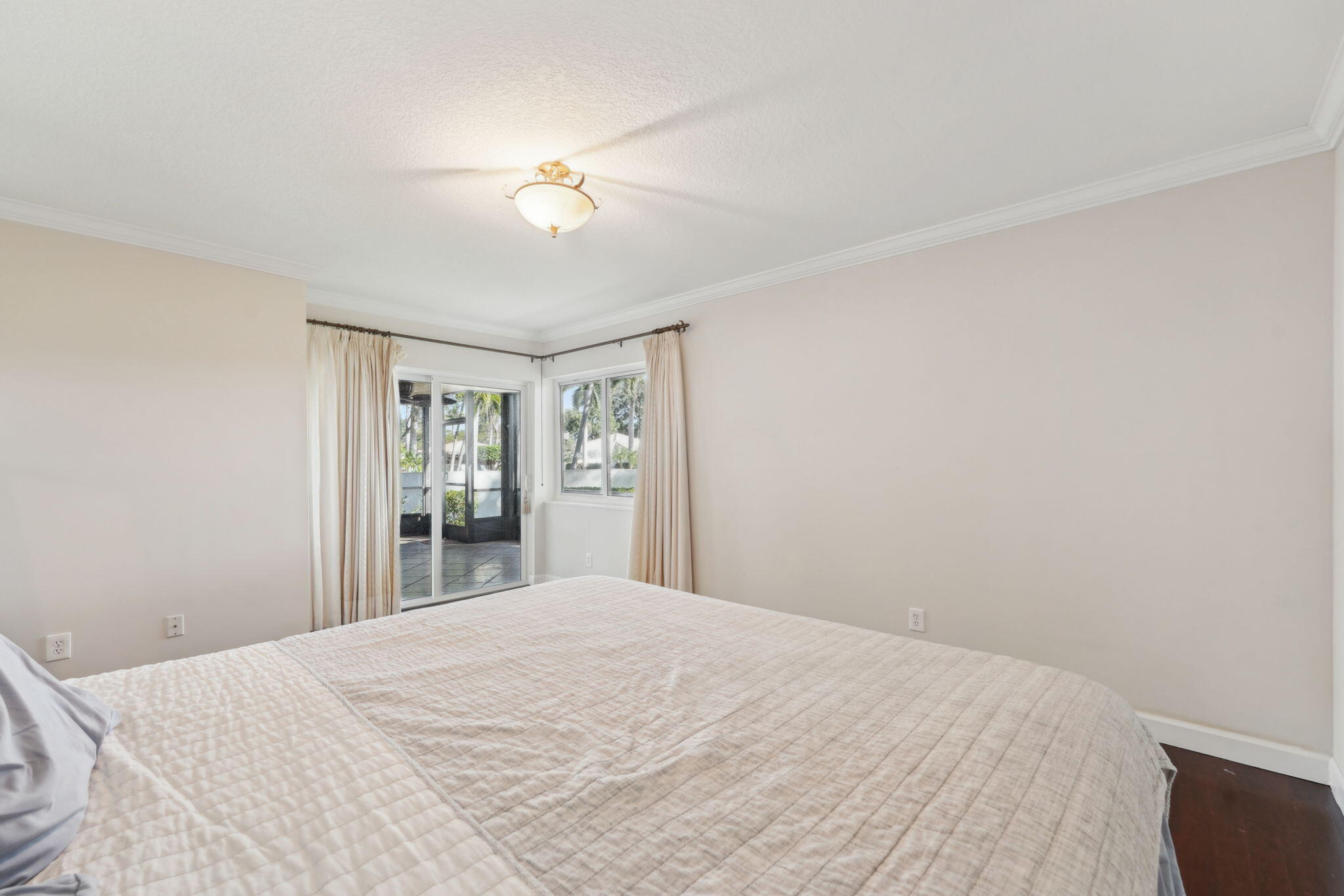 PELICAN POINTE CONDO - Residential
