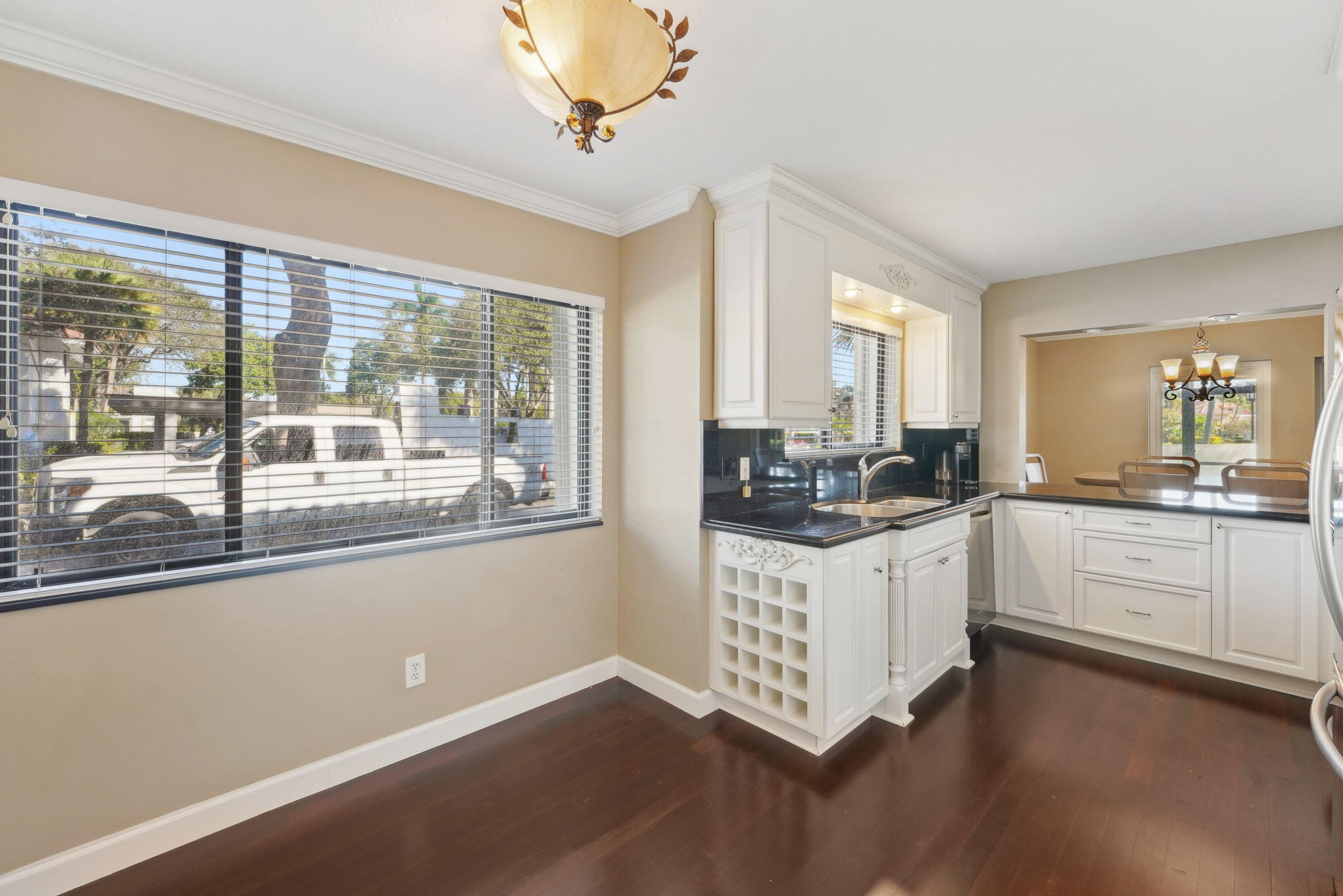 PELICAN POINTE CONDO - Residential