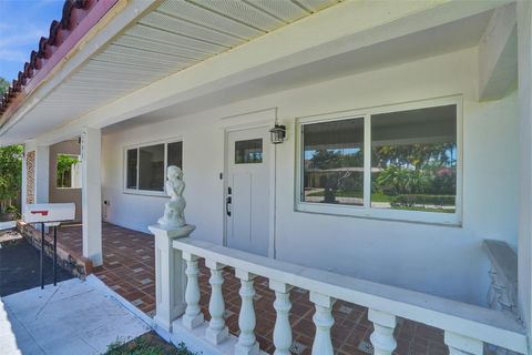 A home in Lauderdale By The Sea