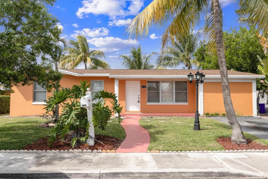Charming 3 Bedroom, 2 Bath home in the heart of West Palm Beach! This well maintained property features a bright living area, spacious kitchen, and large backyard with tropical landscaping. Freshly painted interior and exterior with great curb appeal. conveniently located near beaches, shopping, dining, and major highways. 
Roof 2018 A/C 2023