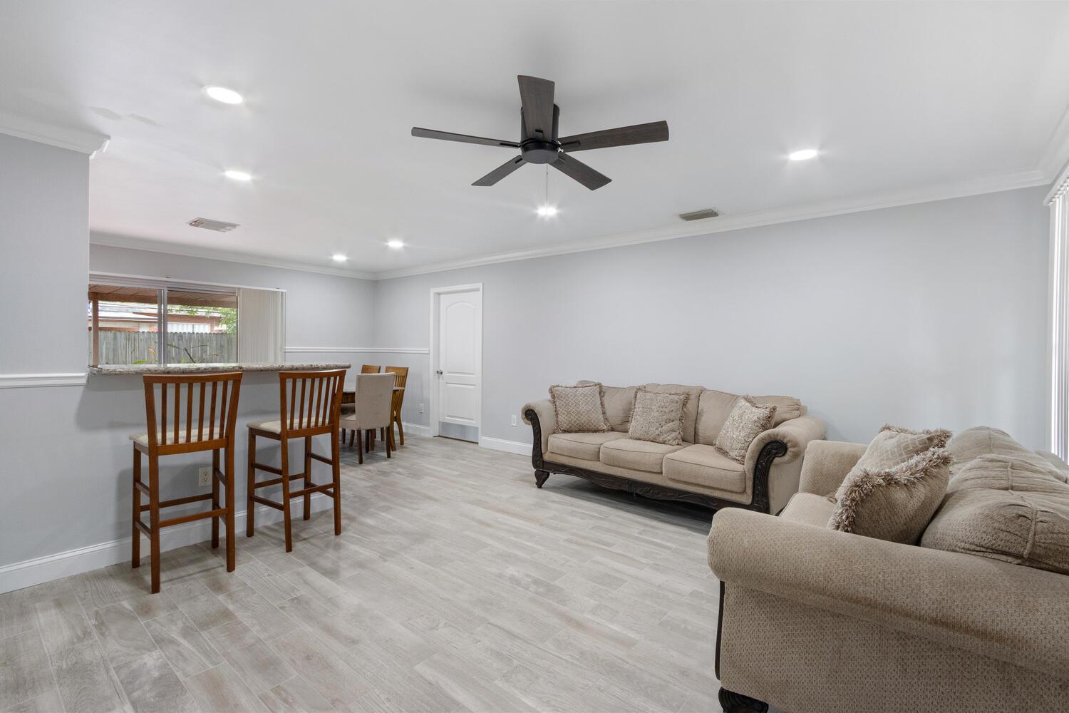 HILLCREST HEIGHTS - Residential