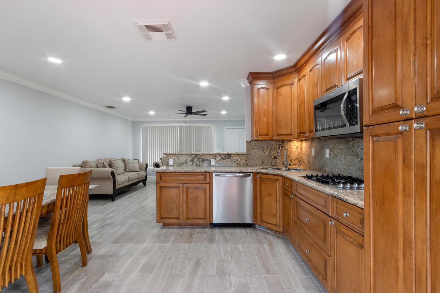 HILLCREST HEIGHTS - Residential