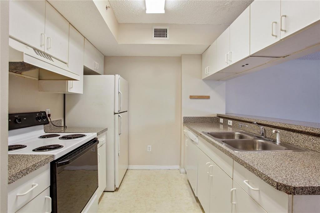 PINEHURST CLUB CONDO - Residential