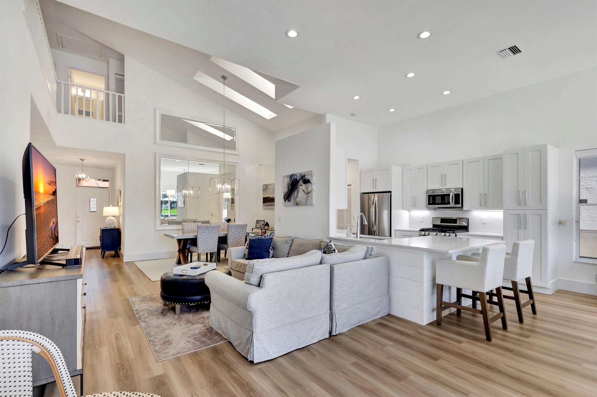 MONTEREY POINTE 2 - Residential