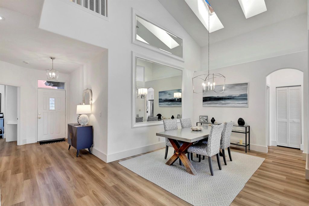 Photo of 96 Monterey Pointe Drive, Palm Beach Gardens, FL 33418 (MLS # R10968145)