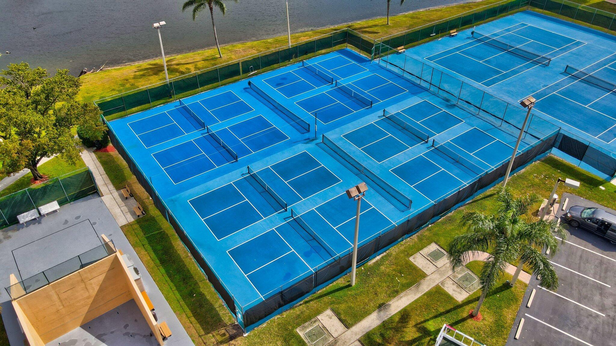 WATERSEDGE AT THE LAKES O - Residential Lease