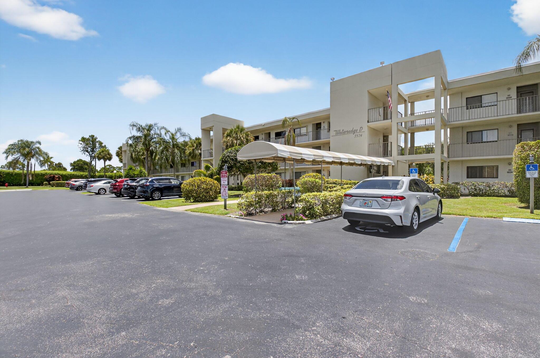 WATERSEDGE AT THE LAKES O - Residential Lease