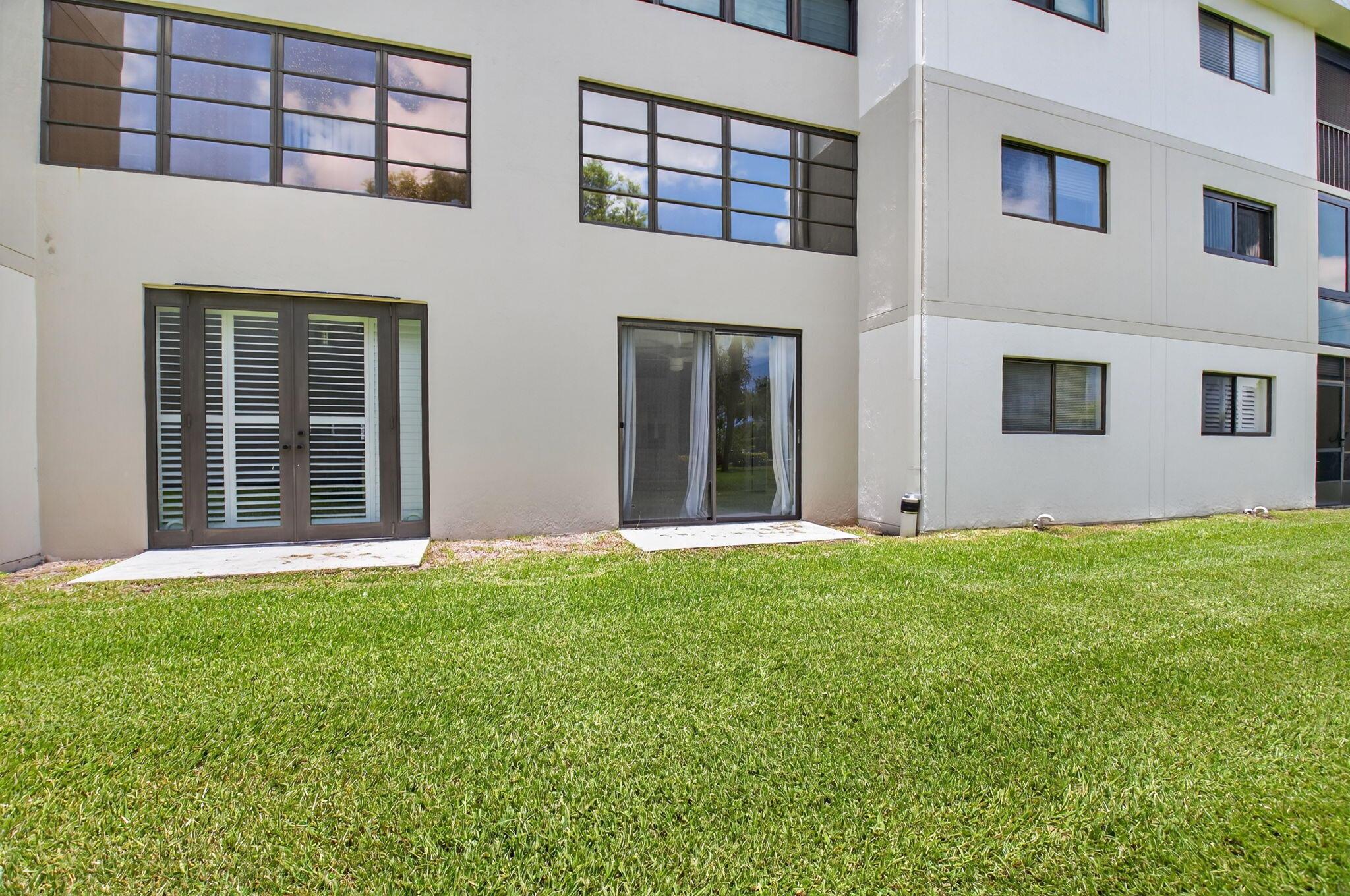 WATERSEDGE AT THE LAKES O - Residential Lease