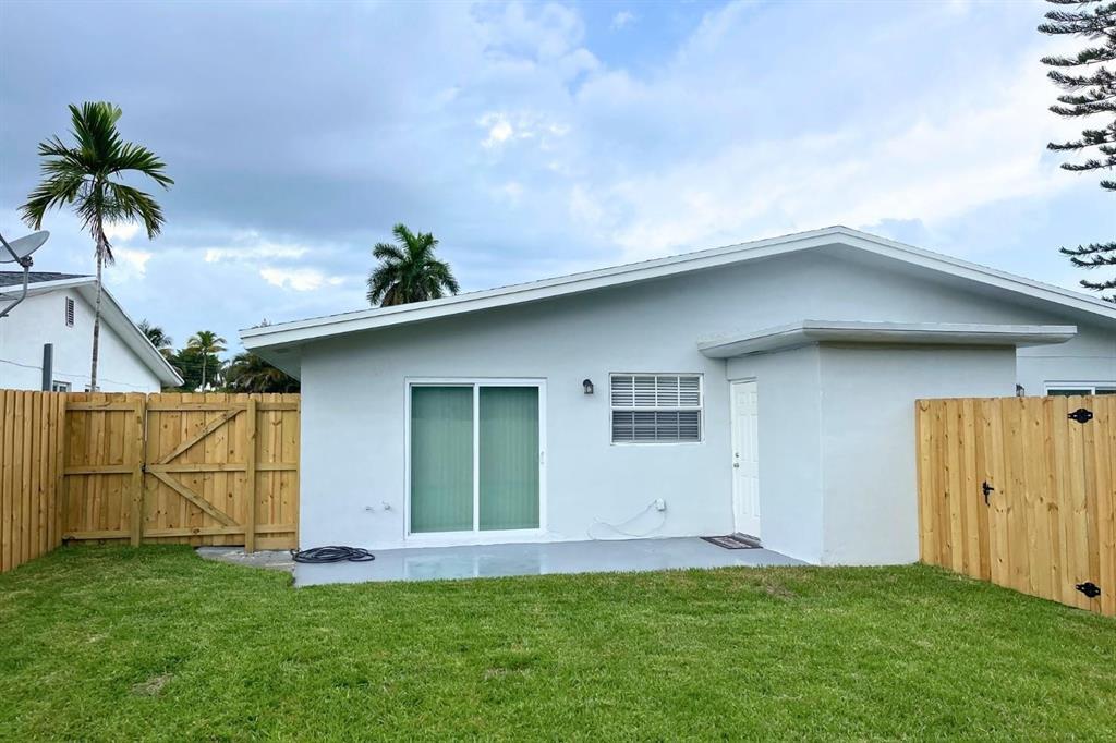 838 SW 14th Street