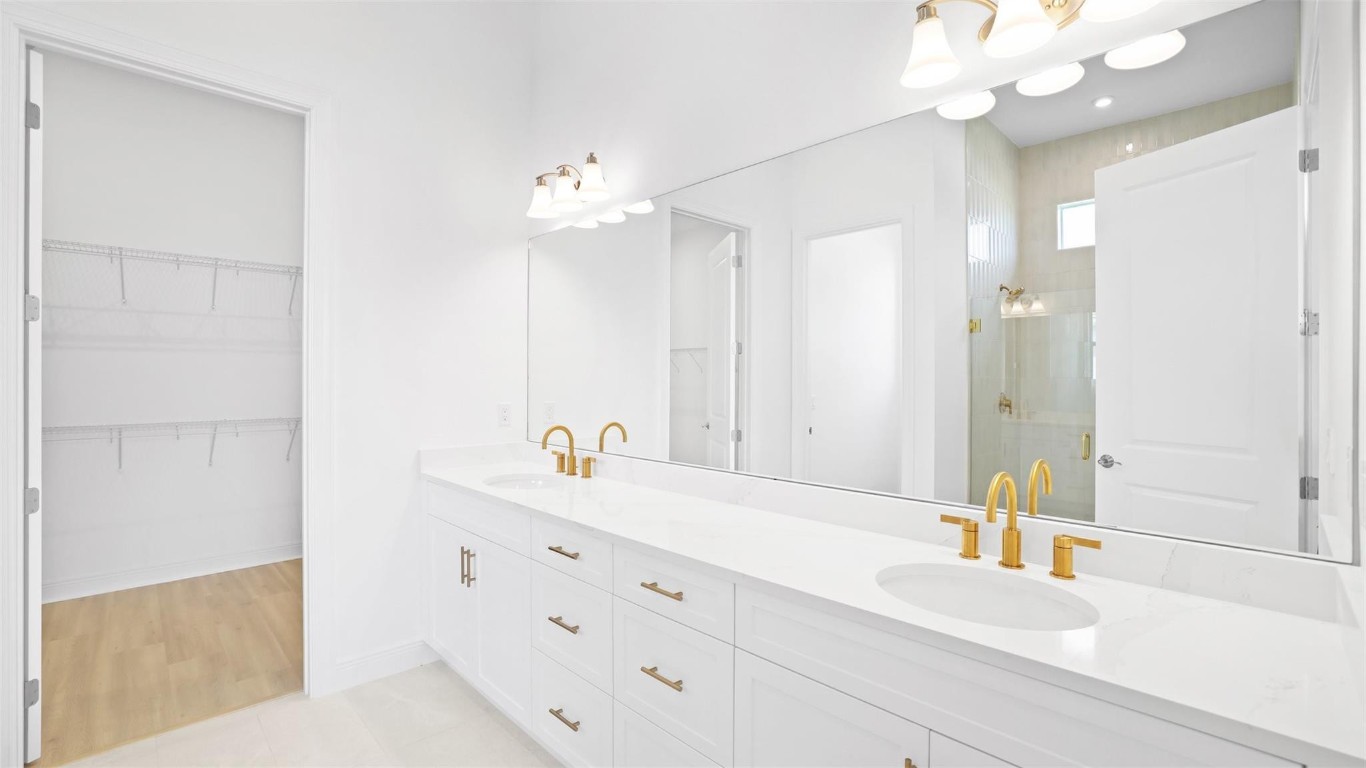 Astor Creek - Residential