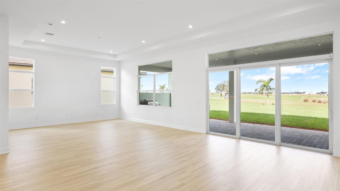 Astor Creek - Residential