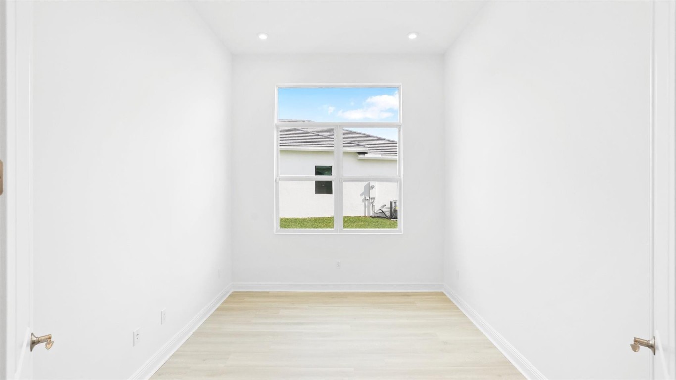 Astor Creek - Residential