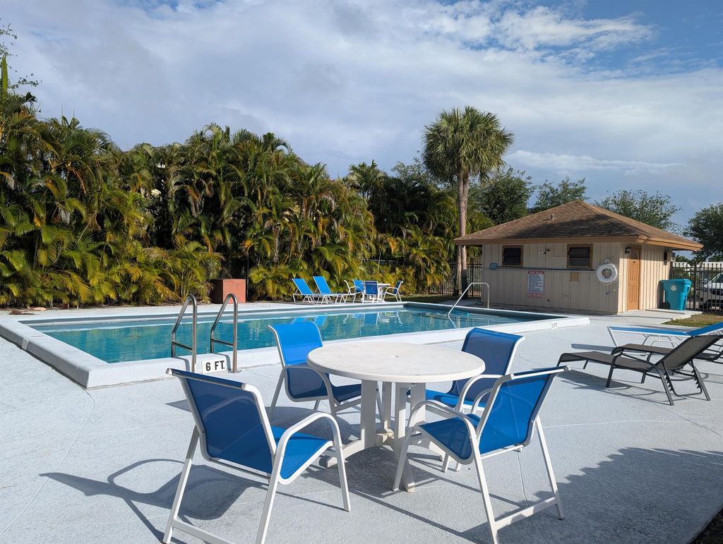 Photo of 2400 SW 19th Avenue #128, Boynton Beach, FL 33426 (MLS # R11078146)