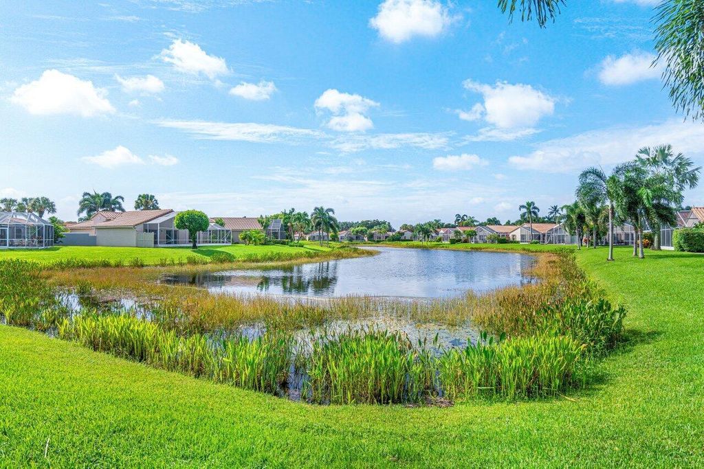 Photo of 7210 Whitfield Avenue, Boynton Beach, FL 33437 (MLS # R10912416)