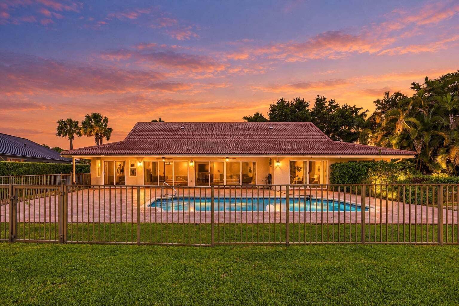 10134 Boca Woods Lane