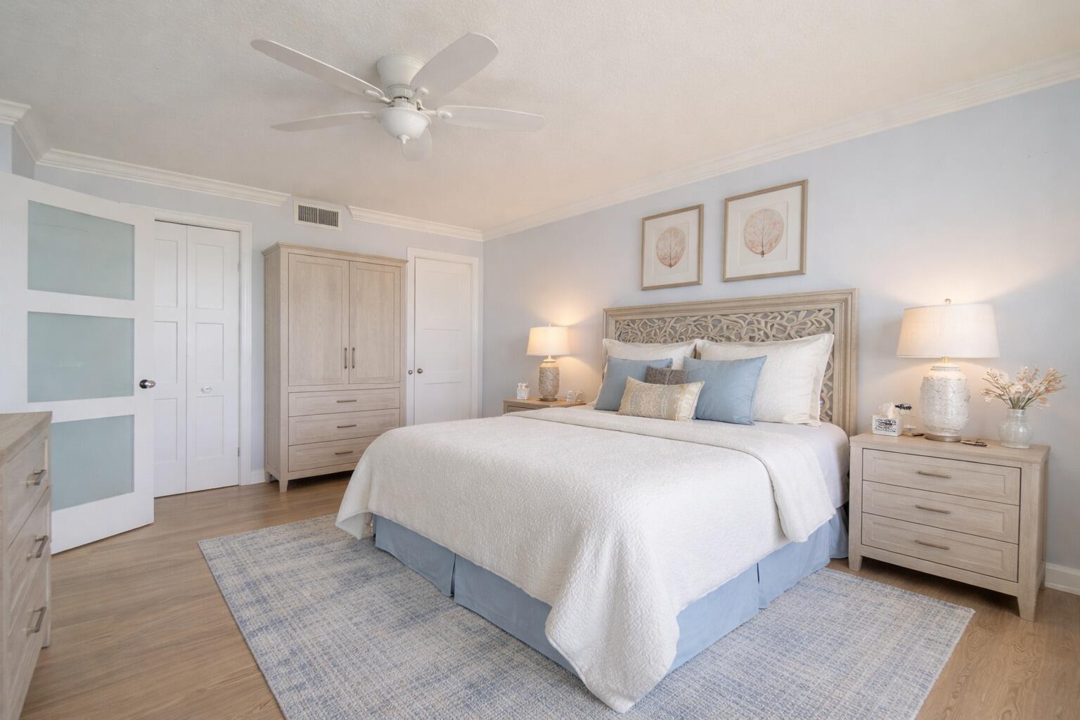 PALM BEACH HOUSE CONDO - Residential