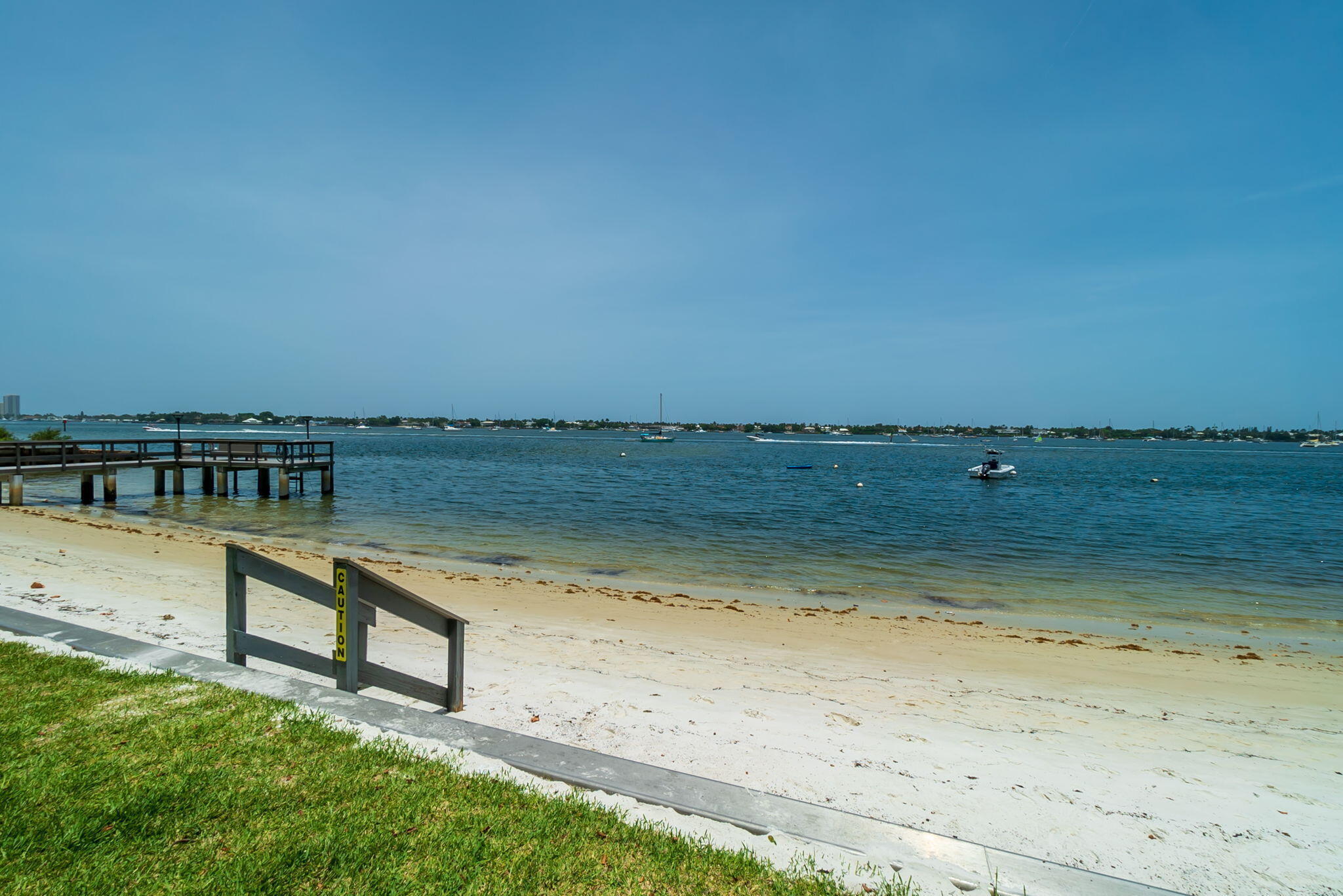 PALM BEACH HOUSE CONDO - Residential