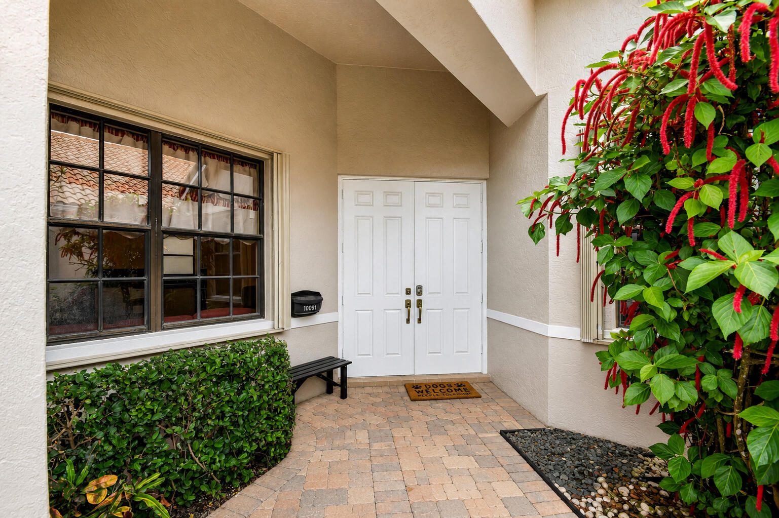 10091 Dover Carriage Lane
