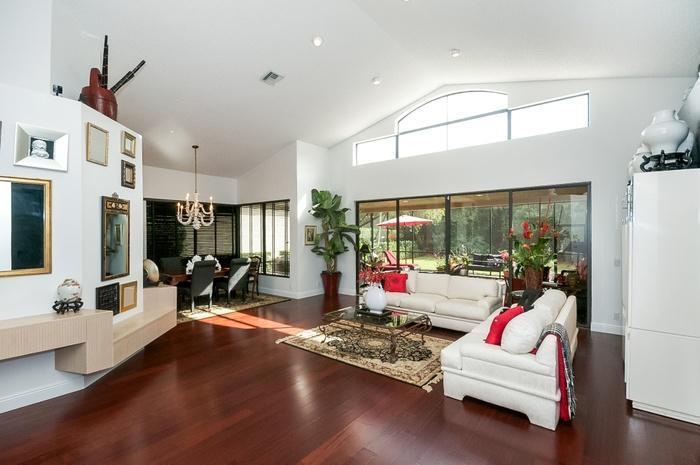 10091 Dover Carriage Lane