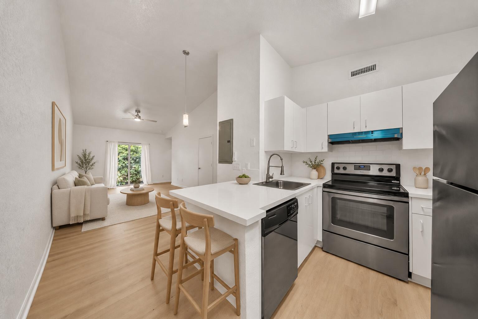 6143 Garden Court