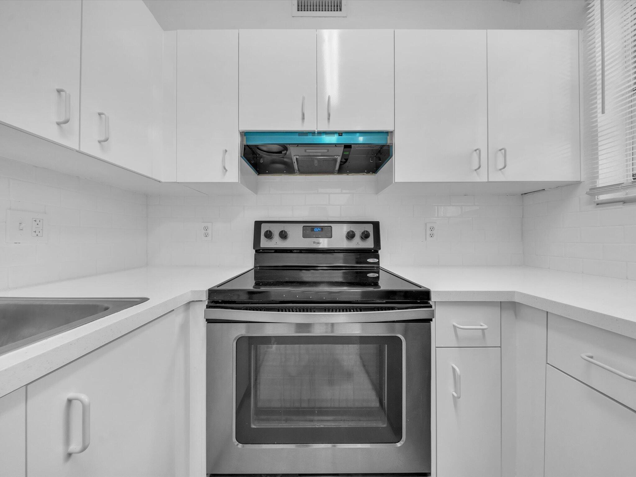 6143 Garden Court
